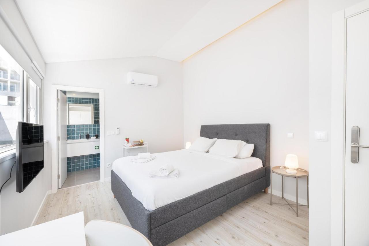 Olala Lisbon Oriente Suites A Exterior photo