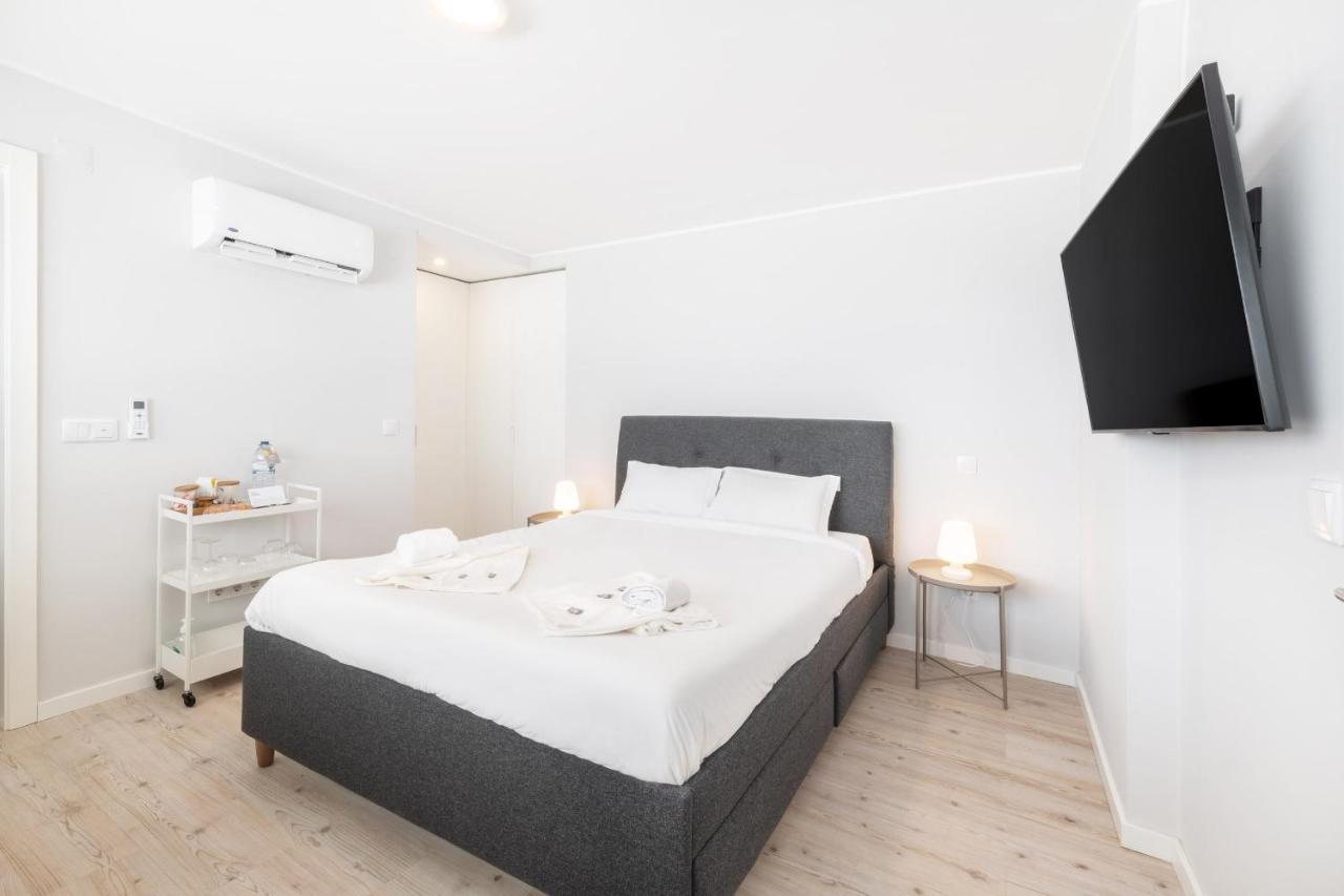 Olala Lisbon Oriente Suites A Exterior photo
